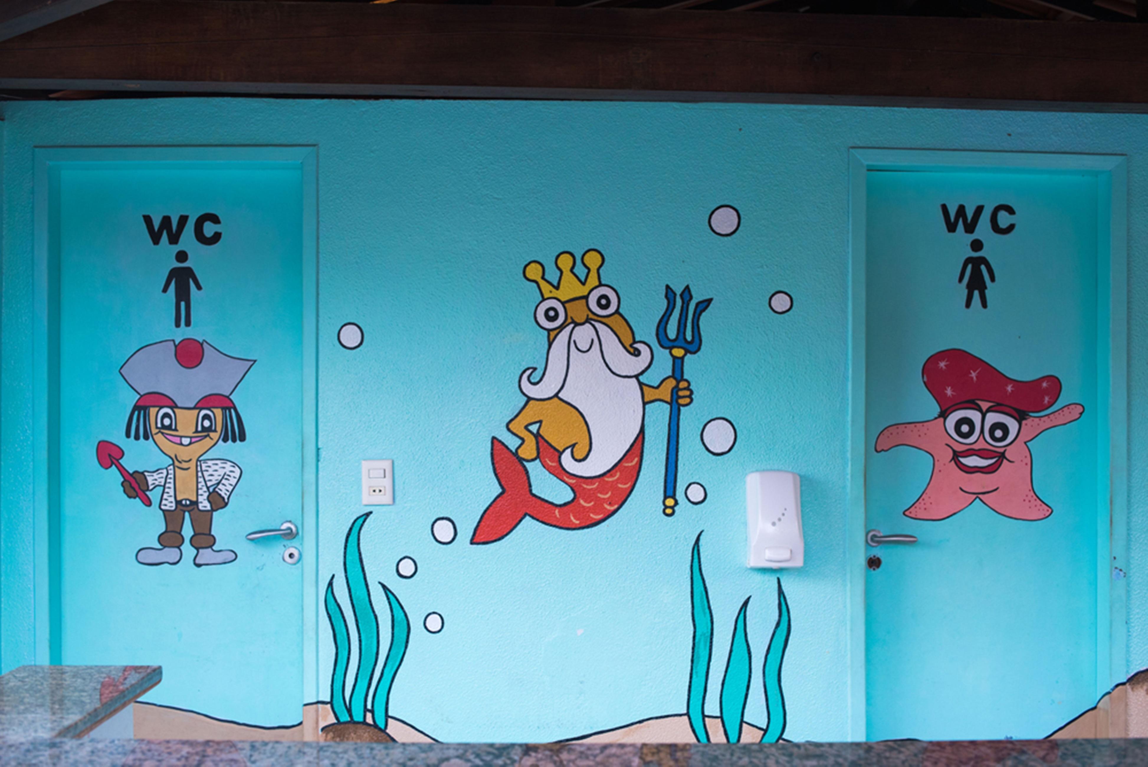 Vila Gale Cabo Cabo de Santo Agostinho Exterior foto The doors of the toilets at the resort