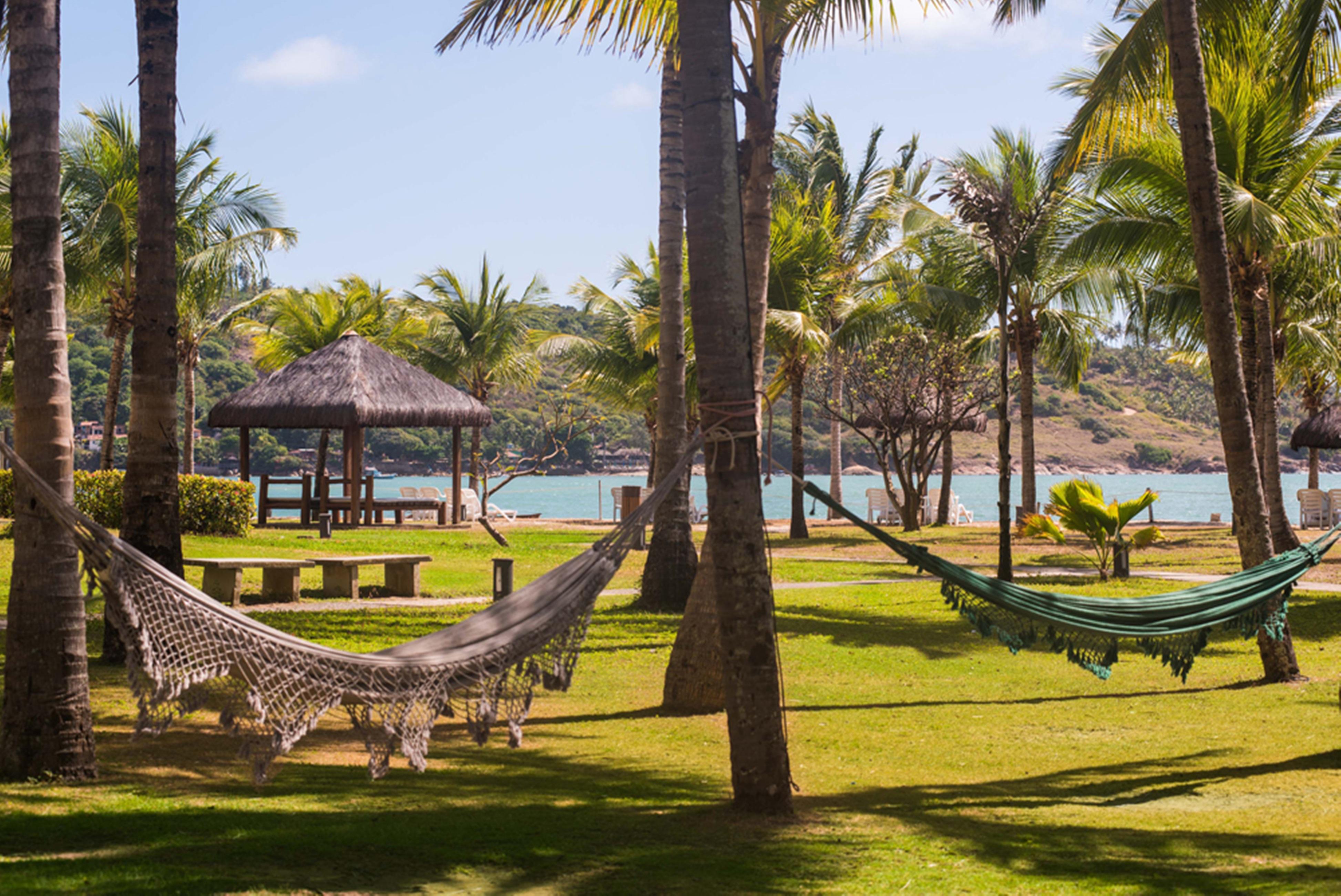 Vila Gale Cabo Cabo de Santo Agostinho Exterior foto Hammocks at the beach