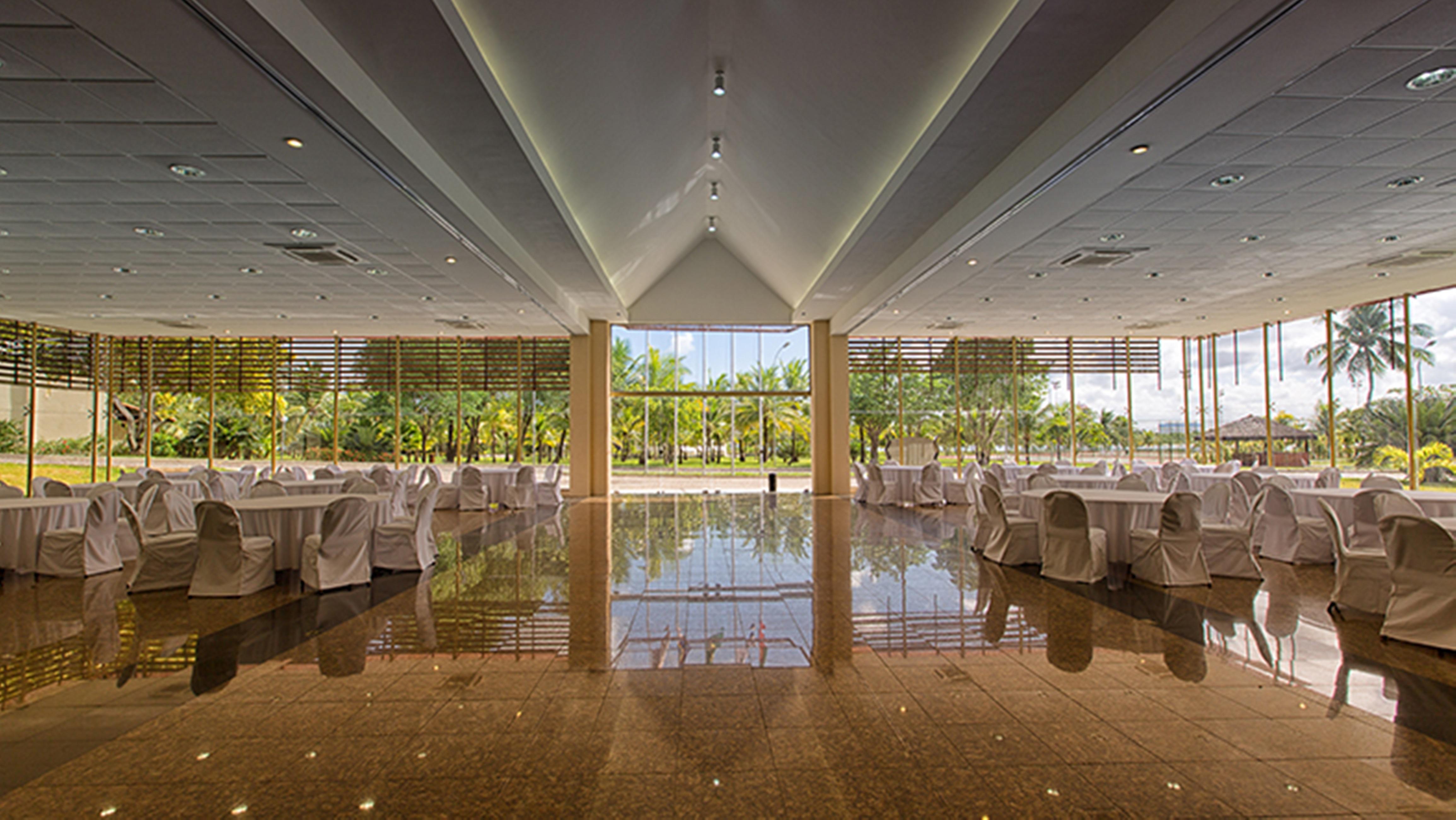 Vila Gale Cabo Cabo de Santo Agostinho Exterior foto The interior of the ballroom