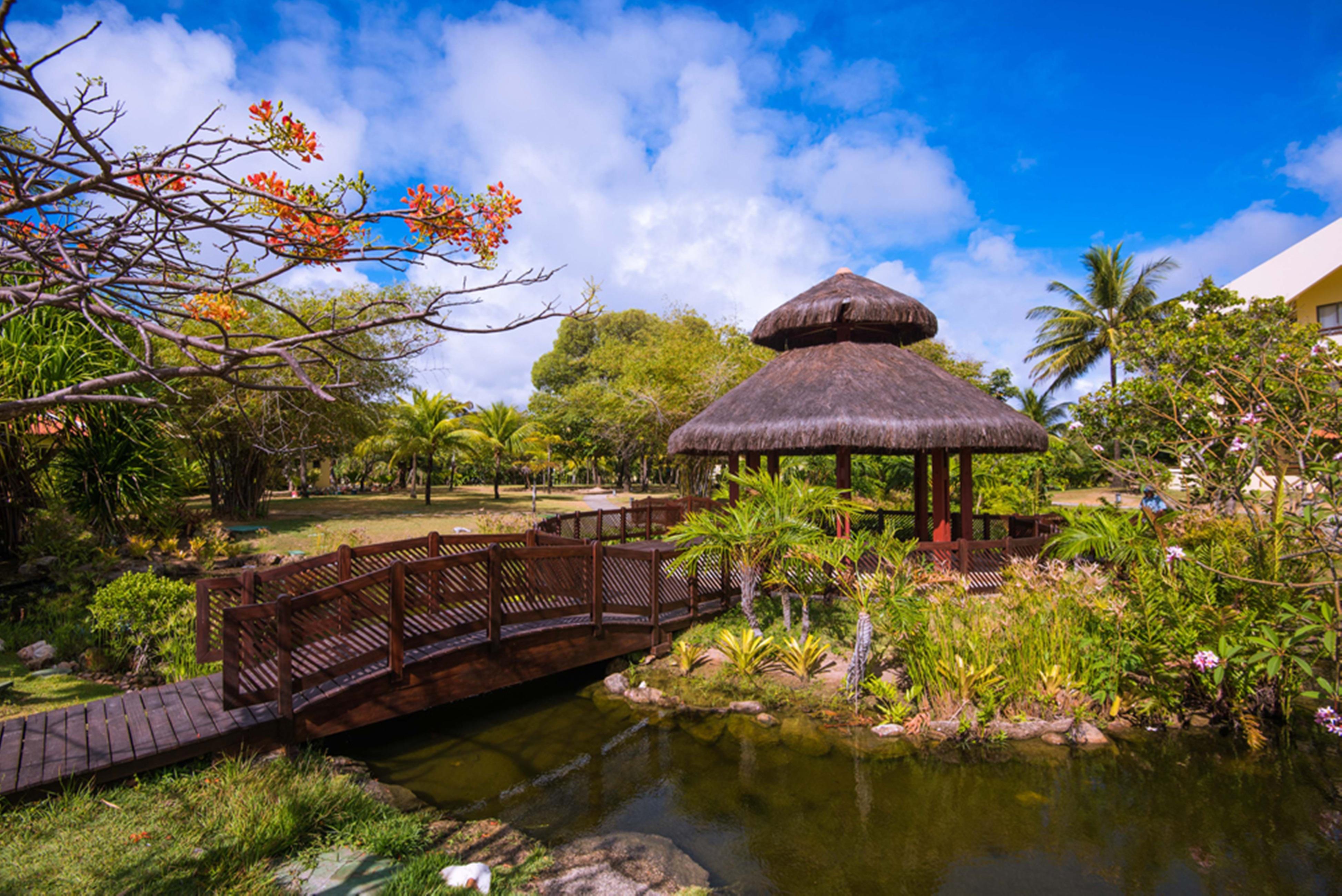 Vila Gale Cabo Cabo de Santo Agostinho Exterior foto The park's Japanese garden